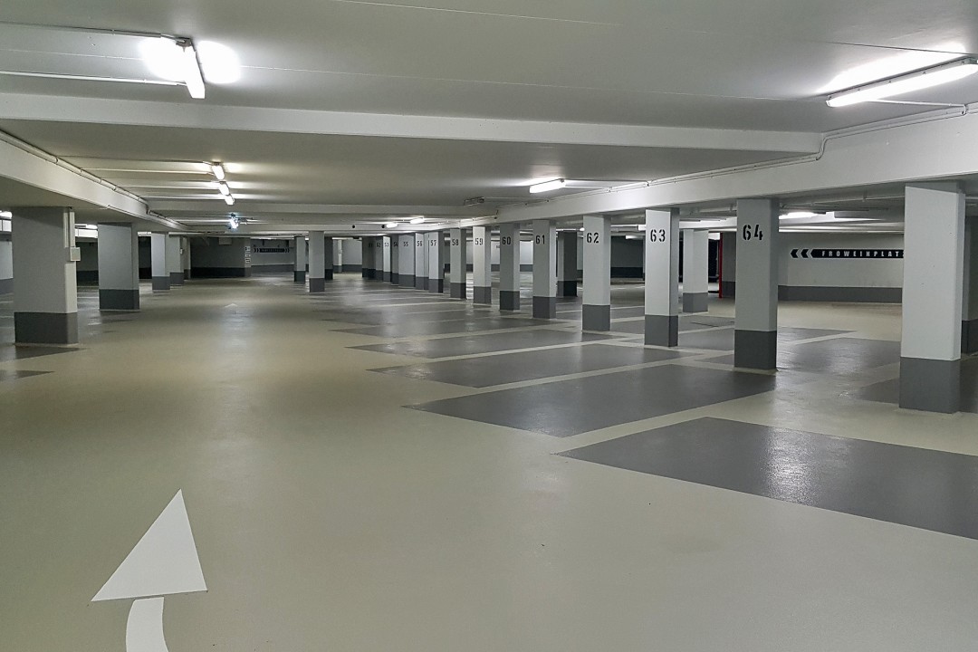 Die Sanierung der Tiefgarage am Froweinplatz in Velbert - lnagenberg ist diese Woche abgeschlossen worden. Foto: VGV