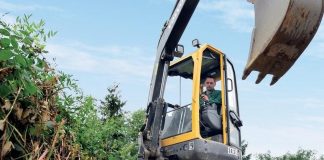 Vor Baumaßnahmen kann man sich kostenlos im Internet über mögliche Stromleitungen im Baugebiet informieren. Foto: Westnetz
