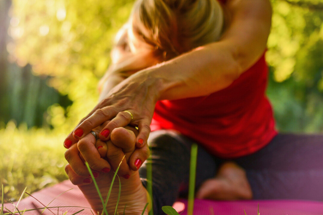 Die Volkshochschule bietet einen Yoga-Kurs per Zoom an. Foto: Pixabay