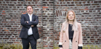 Engagieren sich politisch für die Piraten im Kreis Mettmann: Kreisvorsitzende Noelle Fügler und ihr Stellvertreter Manfred Götz. Foto: Piratenpartei