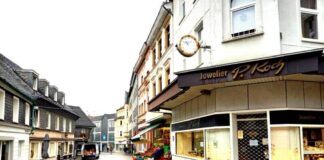 An verschiedenen Orten in der City treten die Kulturschaffenden jeweils samstags auf. Foto: Kling