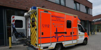 Der Rettungswagen wird vorrangig als Krankentransportwagen eingesetzt, kann aber umfunktioniert werden. Foto: Feuerwehr Ratingen