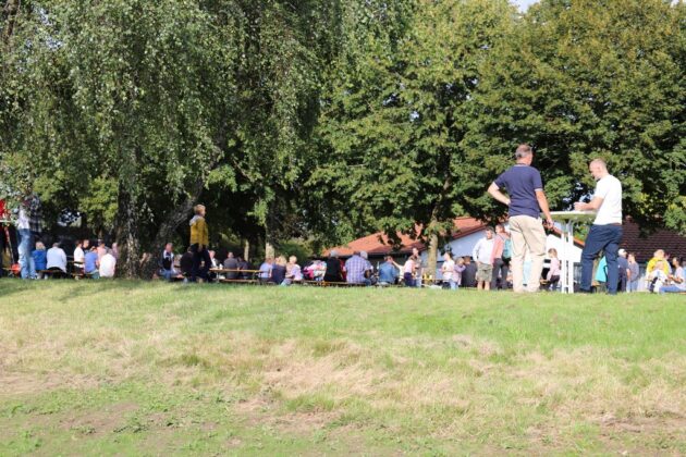 Velbert Neviges neuer Sportplatz Siepen (15)