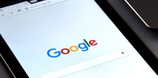 Auf einem Tablet ist die Webseite der Suchmaschine Google geöffnet. Foto: pixabay/symbolbild