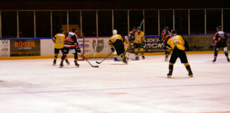 Im Spiel der Ice Aliens gegen die Bergisch Raptors fielen insgesamt 13 Tore. Foto: Ice Aliens