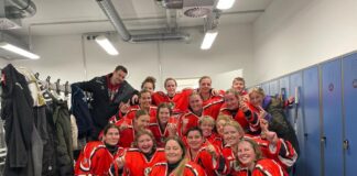 Bei den Damen der Ice Aliens ist die Freude groß. Foto: Ice Aliens