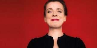 Tina Teubner. Foto: Theater Solingen/Jens Schneider