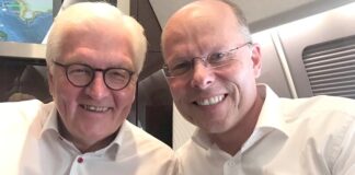 Bundespräsident Frank Walter Steinmeier mit dem Bundestagsabgeordneten und Transatlantik-Koordinator der Bundesregierung Peter Beyer. Fotorechte: Peter Beyer