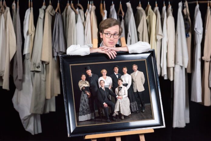 "Aus großer Zeit" ist Schauspiel, abgeleitet von einer Romanvorlage. Foto: G2 Baraniak