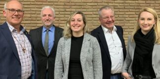 Auch auf dem Foto des geschäftsführenden Vorstandes des CDU-Stadtverbands Wülfrath ist Wolfgang D. Riedel zu sehen - er ist der Zweite von links. Foto: CDU/Archiv