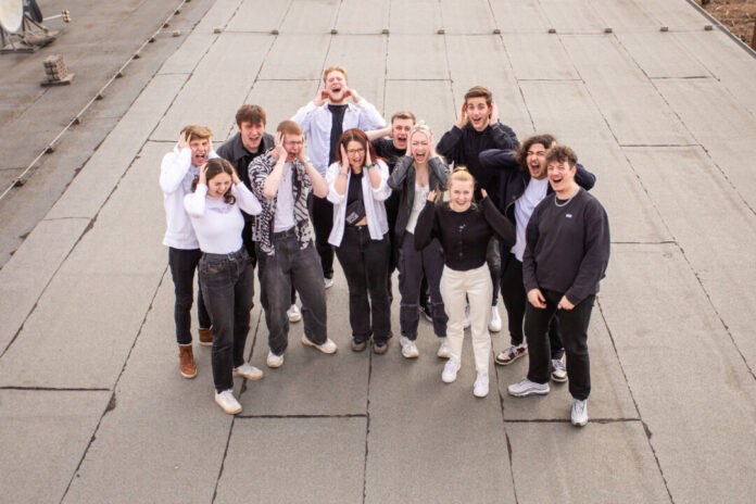 Die Gruppe „Tinnitus“ macht Kabarett. Foto: Phil Schernewski