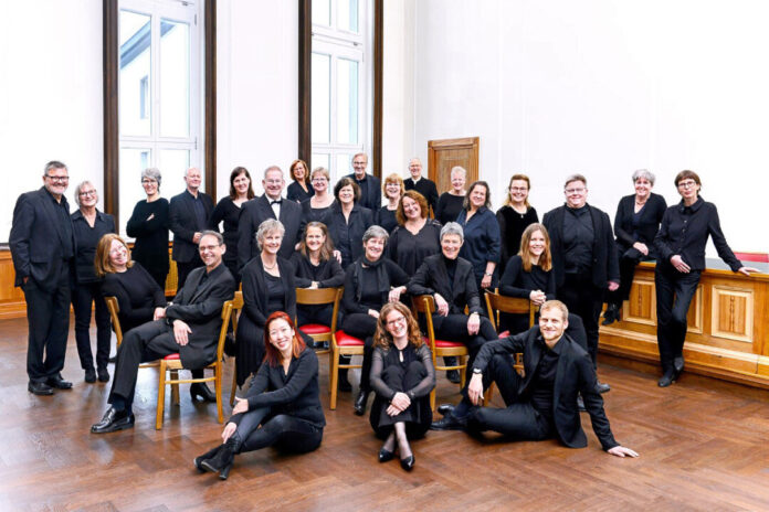 Der Konzertchor Wuppertal singt in der Alten Kirche Langenberg. Foto: Veranstalter/Bettina Osswald