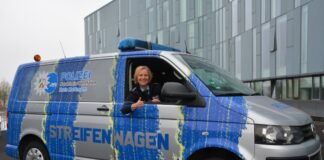 Daumen hoch für den "Streifenwagen". Foto: Polizei