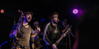 „Die netten Jungs von nebenan“ aus Ratingen und Düsseldorf machen Ska und Punk. Bild: Band