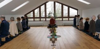 Es geht ein Wochenende lang um Entspannung und Achtsamkeit. Foto: Evangelisches Erwachsenenbildungswerk