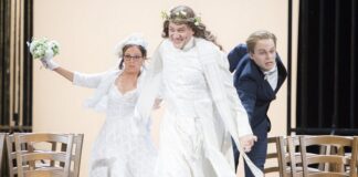 Drei Vorstellungen der Herheim-Inszenierung am Aalto-Theater ab Ostersonntag, 17. April. Foto: Saad Hamza