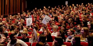 Das Publikum stimmt ab. Foto: Veranstalter