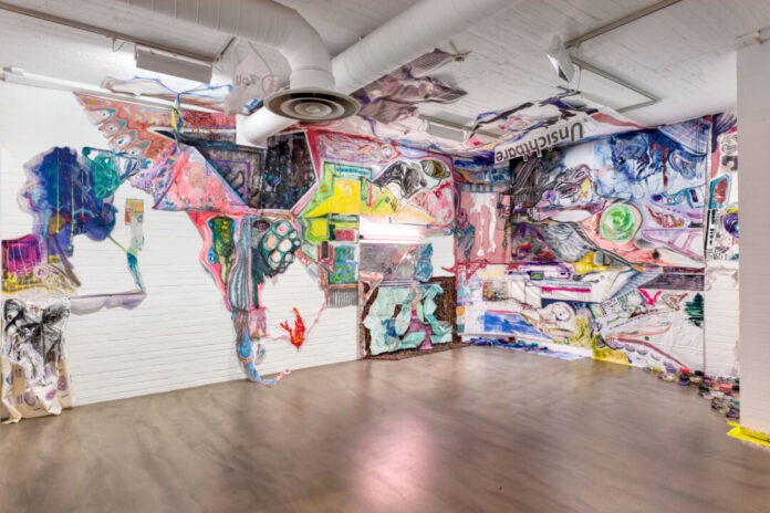 Blick in die Ausstellung: Uğur Ulusoy, gezgin, wo bist du?, 2022, © VG Bild-Kunst, Bonn 2022, Foto: Johannes Bendzulla