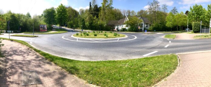 Sattes Grün am Kreisverkehr. Foto: Stadt Wülfrath