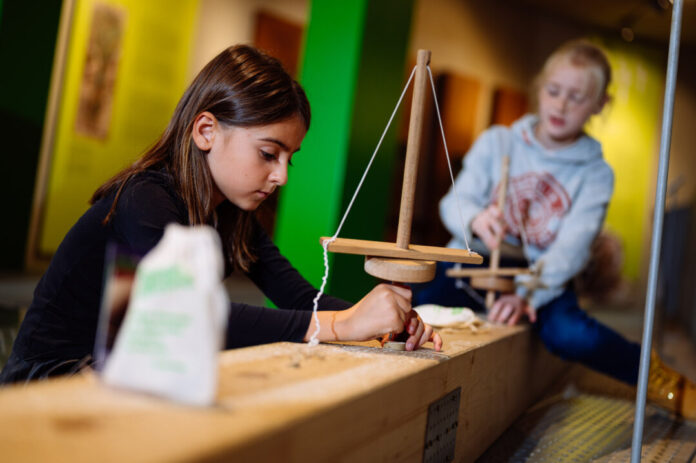 Steinzeit-Action gibt es auch in diesen Ferien wieder im Museum. Foto: Neanderthal-Museum