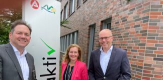 Treffen des CDU-Bundestagsabgeordneten Peter Beyer mit Nathalie Schöndorf, Chefin des Jobcenters ME aktiv und dem Chef der Arbeitsagentur Mettmann, Karl Tymister. Fotorechte: Peter Beyer