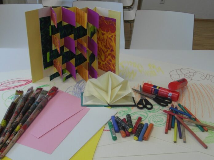 In der „Offenen Museumswerkstatt“ werden Kinder und Jugendliche selbst kreativ. Foto: Stadt Ratingen