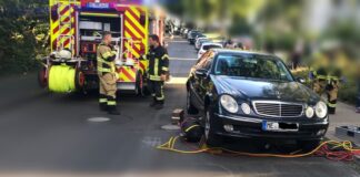 Die Einsatzstelle an der Flemingstraße. Foto: Feuerwehr