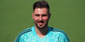 Torwart Dustin Sirrenberg