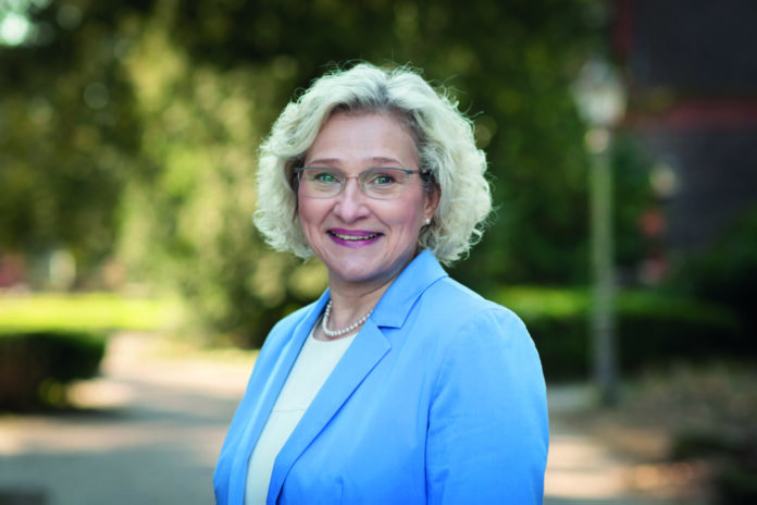 Ute Schneider-Smietana, Vorständin der Kaiserswerther Diakonie, Foto: Foto Bettina Engel-Albustin