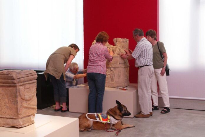 LVR-Museen beteiligen sich am Projekt „Assistenzhund willkommen". Foto: Petra Steuer-Metzger