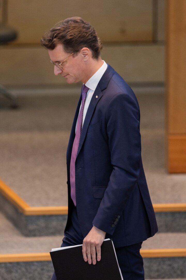 Ministerpräsident Wüst Wüst hat eine Regierungserklärung zu Vorhaben der schwarz-grünen Koalition abgegeben.