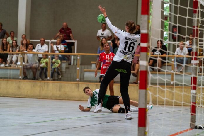 Die Handballdamen des TB Wülfrath spiele am Sonntag - Favorit der Partie ist allerdings die SG 09 Kirchhof. Foto: TBW