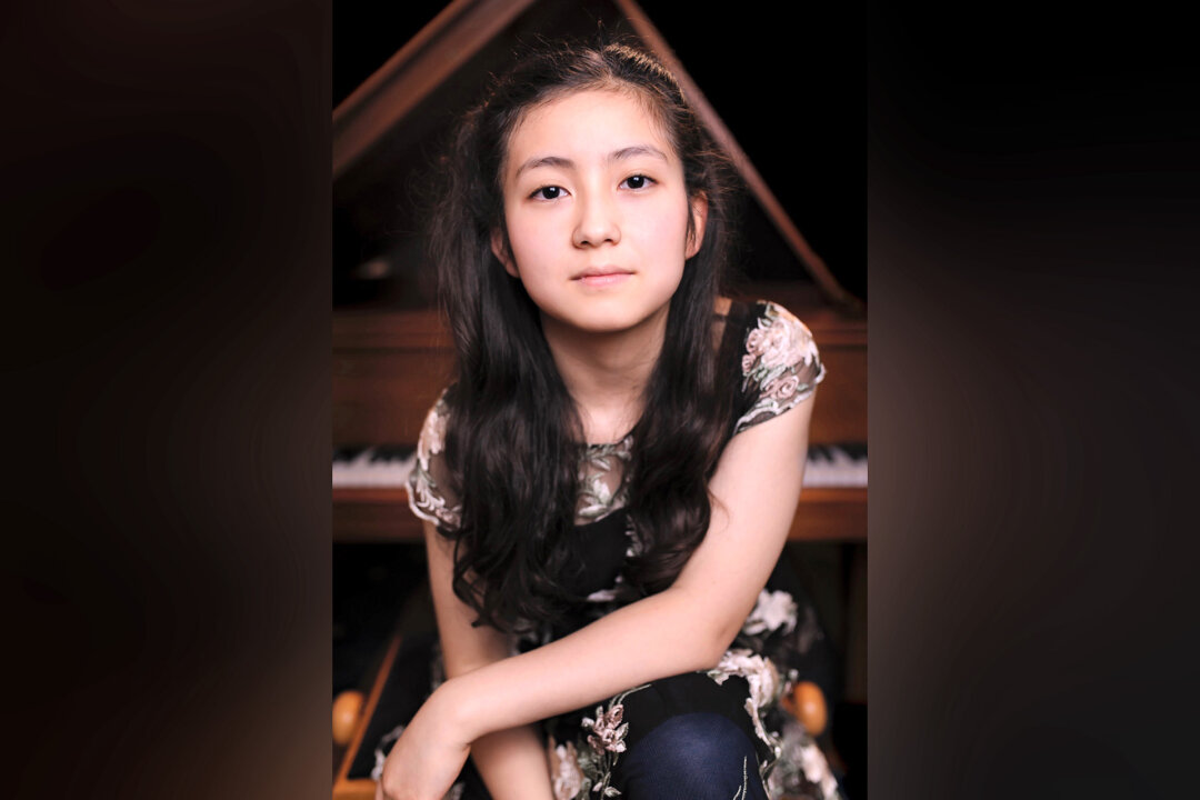 Die junge Pianistin Hanako Schatz spielt als Solistin beim Konzert des Bürgerhausorchesters. Foto: Veranstalter