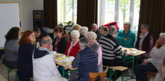 Der Bürgerverein Rohdenhaus lädt ein zu Kaffee und Kuchen. Foto: AWO