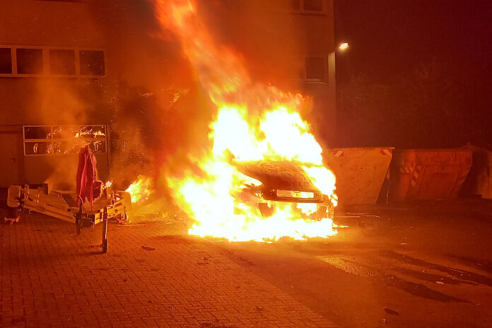 Es entstand ein Gesamtschaden im mittleren fünfstelligen Bereich. Foto: Polizei