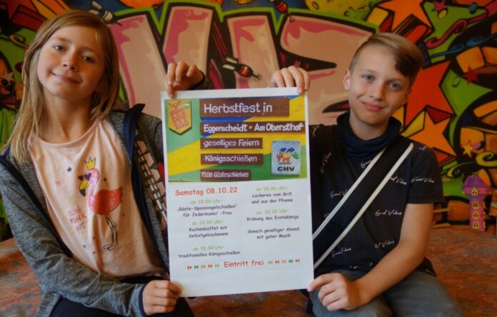 Eintritt frei: Leonie und Jayden freuen sich auf das Fest in Eggerscheidt. Foto: privat