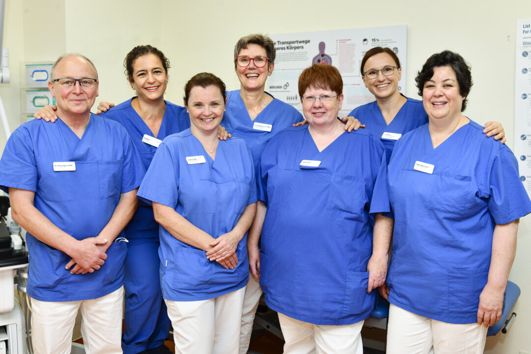 Das Team der Klinik für Gefäßchirurgie informiert beim Aktionstag. Foto: Helios