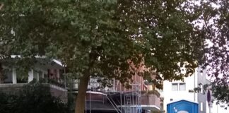 Die Sperrung an der Straße Zur Loev in Wülfrath während der Bauarbeiten. Foto: Kling