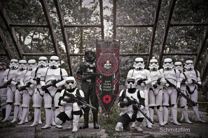 Wie in den Stars-Wars-Filmen: Auftitt der Geman Garrison der 501st Legion. Foto: Veranstalter