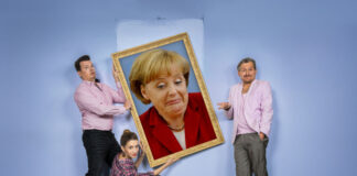 Das Ensemble Die Distel gastiert in Ratingen. Foto: Chris Gonz