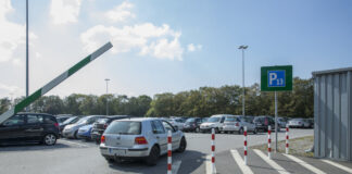 Der Parkplatz P13 liegt nur wenige Gehminuten von der Haltestelle „Lohausen“ entfernt. Foto: Andreas Wiese/Flughafen Düsseldorf