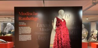 „Modische Raubzüge“ läuft noch bis zum 27. November. Foto: Jürgen Hoffmann/LVR-Museum