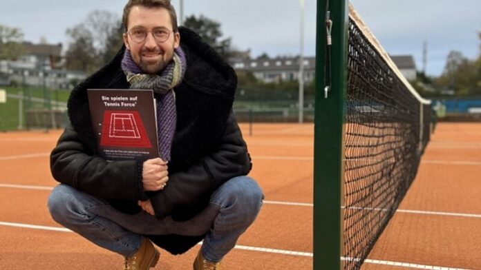 NBV Netz NBV-Vorsitzender Tom Schönenberg freut sich über die Möglichkeit für alle Netzballer, jetzt ganzjährig draußen Tennis spielen zu können. Foto: NBV