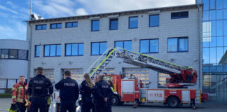 Polizei und Feuerwehr in Velbert verstärken die Zusammenarbeit. Foto: Polizei