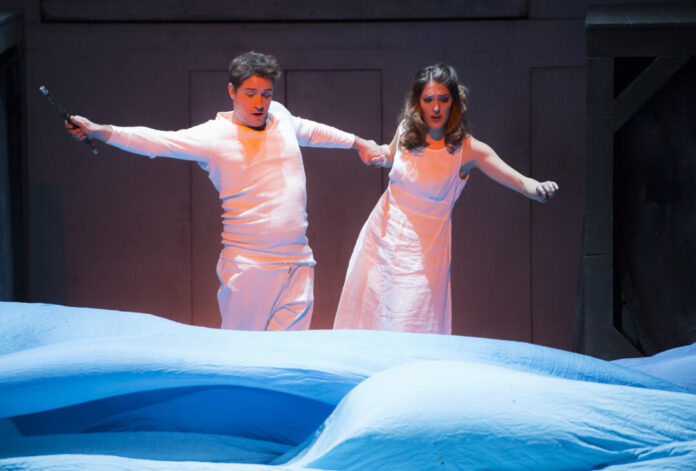 Eine Szene aus der "Zauberflöte". Foto: Saad Hamza