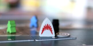 Jeder kann sein Lieblingsspiel mitbringen - die Runde entscheidet, was auf dem Tisch landet. Foto: Volkmann