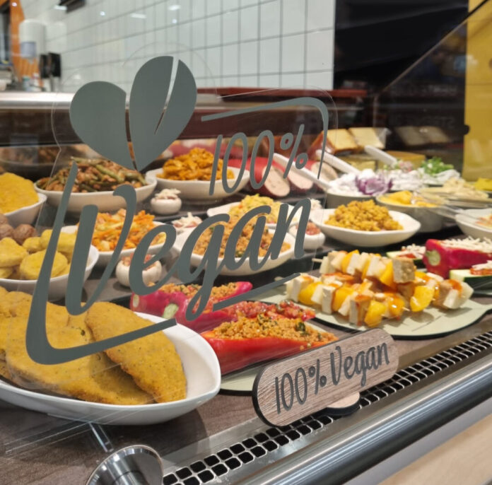 In Gelsenkirchen testet Marktkauf eine vegane Bedientheke. Foto: Marktkauf