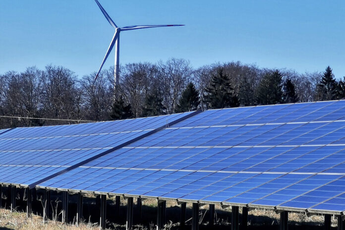 Photovoltaikanlagen werden stark nachgefragt, entsprechend hoch ist der Beratungsbedarf. Foto: Mathias Kehren