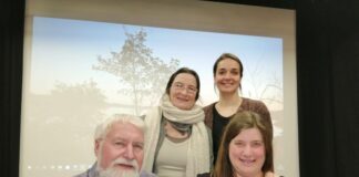 Wolf Lipfert Gabriele Geist, Sandra Michalke und Carina Voss (o.r.). Foto: Chor