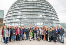 Für die Ausflügler aus dem Kreis Mettmann ging es in die Bundeshauptstadt. Foto: Bundespresseamt